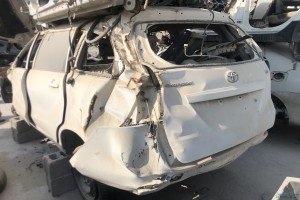 سيارة تويوتا افانزا 2014