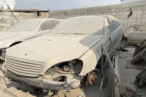 سيارة مرسيدس S 2005