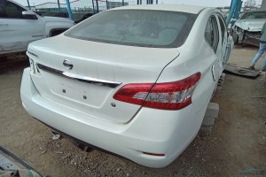 سيارة نيسان سنترا 2017