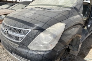 سيارة هونداي هونداي H1 2012