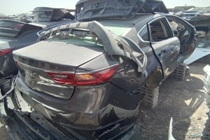 سيارة كيا كادينزا 2017