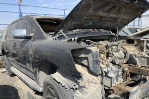 سيارة نيسان ارمادا 2005