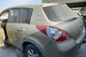 سيارة نيسان تيدا 2007