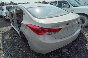 سيارة هونداي النترا 2014